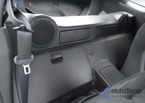 2004 Nissan 350Z z USA, uszkodzony, nr VIN JN1AZ34D74T162028